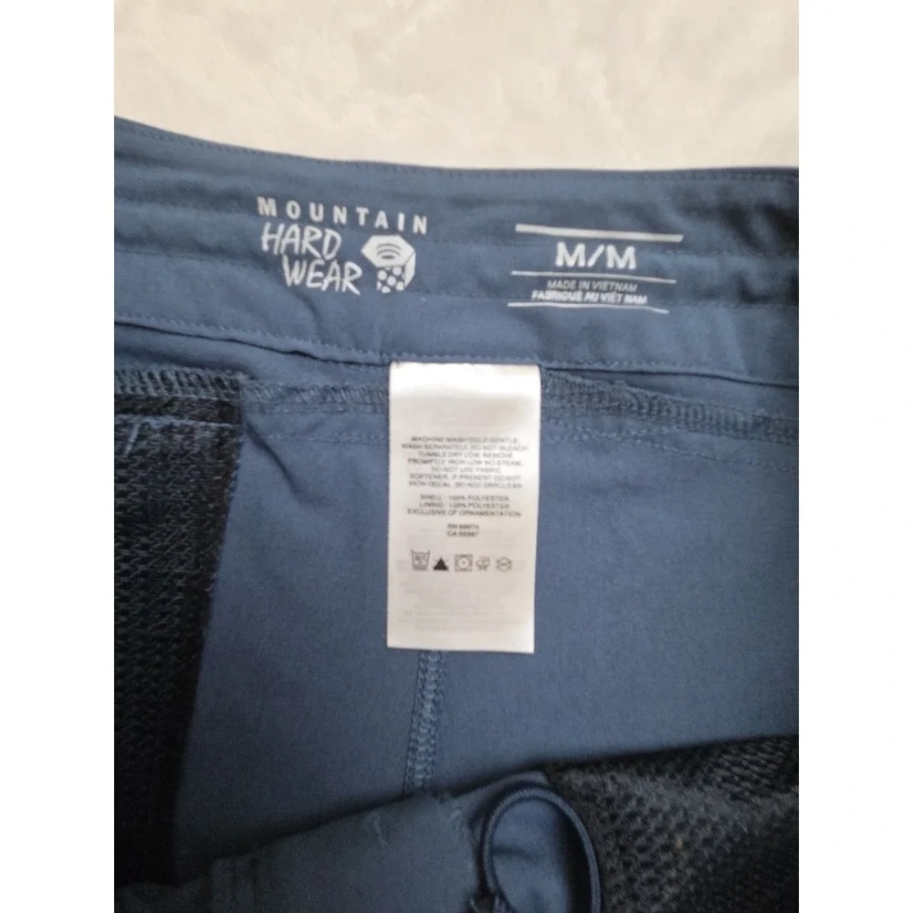 Mountain Hardwear Women's Shorts‎ Size Medium Teal Blue Pockets Hard Wear